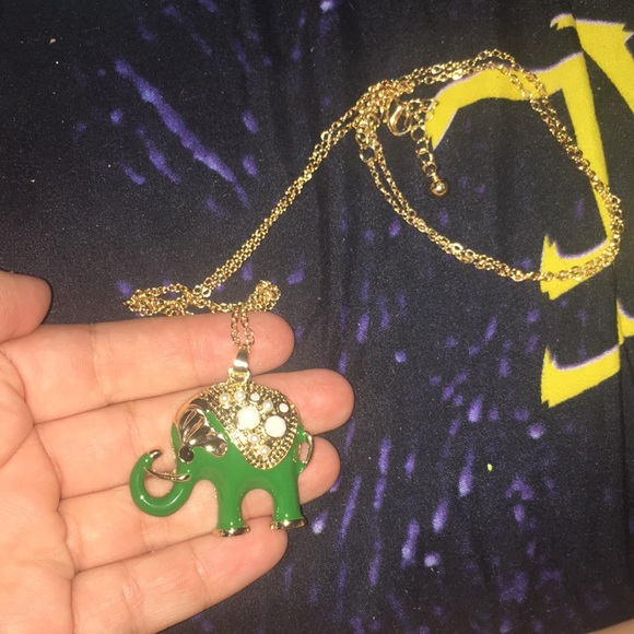 Necklace bundle - Picture 2 of 6